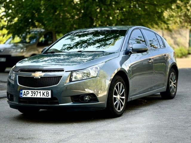 Серый Шевроле Круз, объемом двигателя 1.8 л и пробегом 178 тыс. км за 6200 $, фото 1 на Automoto.ua