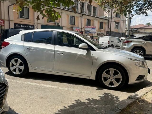 Сірий Шевроле Круз, об'ємом двигуна 1.8 л та пробігом 163 тис. км за 7599 $, фото 1 на Automoto.ua