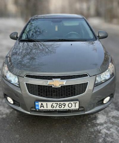 Серый Шевроле Круз, объемом двигателя 1.8 л и пробегом 190 тыс. км за 7000 $, фото 1 на Automoto.ua