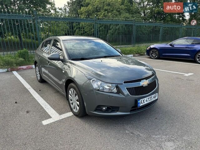 Сірий Шевроле Круз, об'ємом двигуна 1.8 л та пробігом 150 тис. км за 7450 $, фото 1 на Automoto.ua