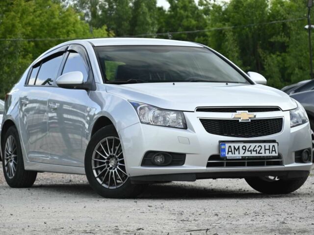 Серый Шевроле Круз, объемом двигателя 1.8 л и пробегом 219 тыс. км за 6750 $, фото 1 на Automoto.ua