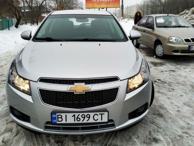 Сірий Шевроле Круз, об'ємом двигуна 1.7 л та пробігом 129 тис. км за 9500 $, фото 1 на Automoto.ua
