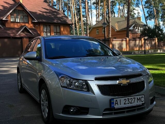 Сірий Шевроле Круз, об'ємом двигуна 1.6 л та пробігом 137 тис. км за 7200 $, фото 1 на Automoto.ua