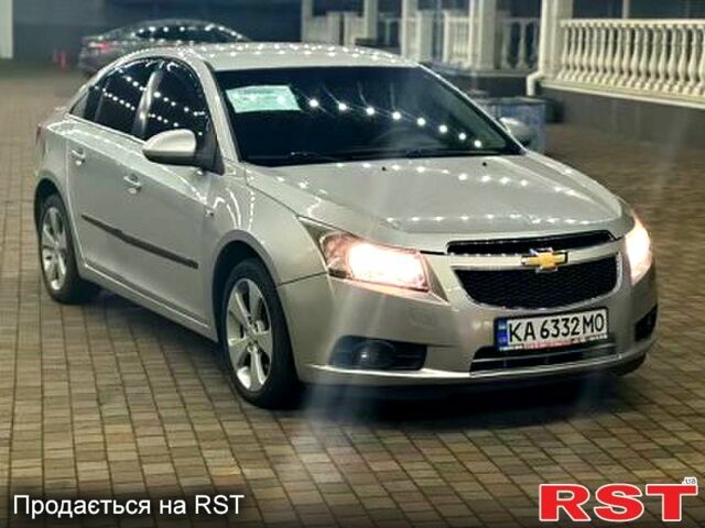 Сірий Шевроле Круз, об'ємом двигуна 2 л та пробігом 16500 тис. км за 6600 $, фото 1 на Automoto.ua