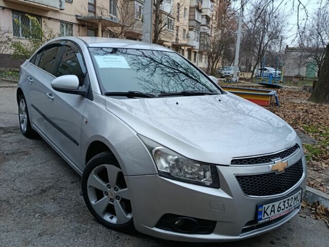 Серый Шевроле Круз, объемом двигателя 2 л и пробегом 165 тыс. км за 6850 $, фото 1 на Automoto.ua