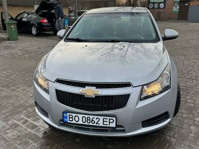 Серый Шевроле Круз, объемом двигателя 1.6 л и пробегом 178 тыс. км за 5600 $, фото 1 на Automoto.ua
