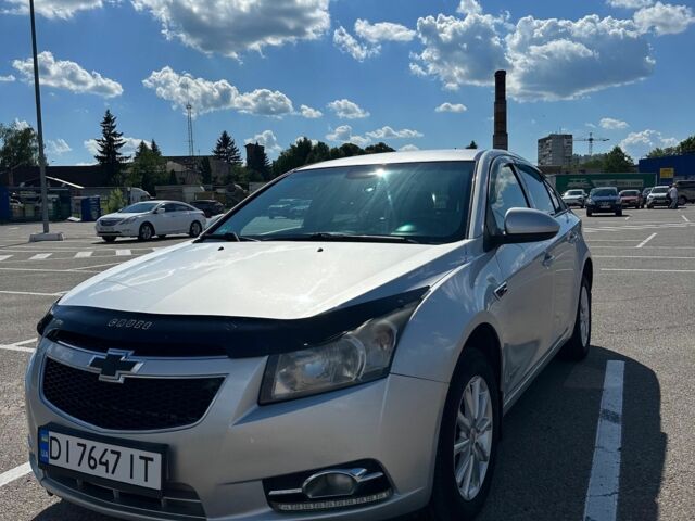 Сірий Шевроле Круз, об'ємом двигуна 1.8 л та пробігом 147 тис. км за 7500 $, фото 1 на Automoto.ua