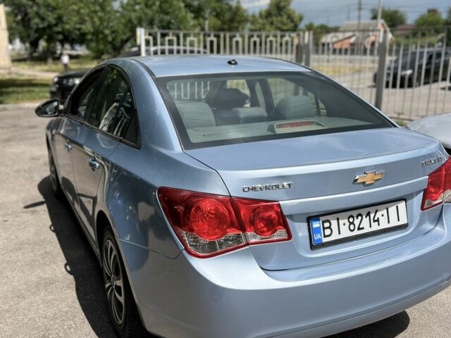 Сірий Шевроле Круз, об'ємом двигуна 1.8 л та пробігом 270 тис. км за 4499 $, фото 1 на Automoto.ua