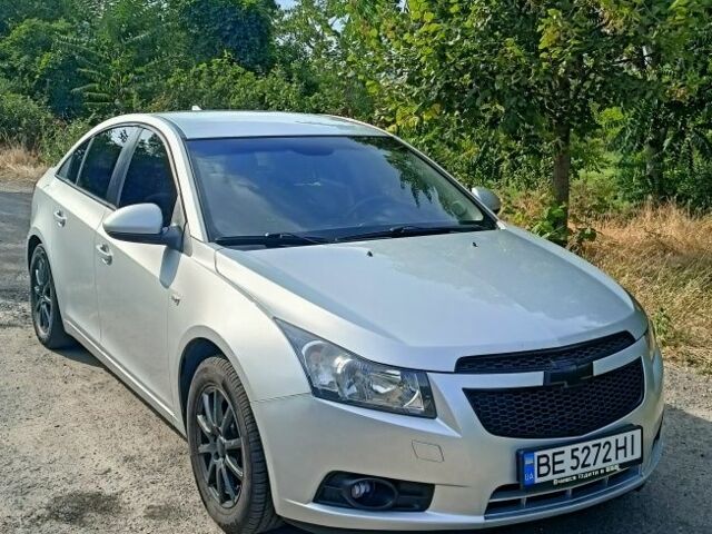 Сірий Шевроле Круз, об'ємом двигуна 0 л та пробігом 277 тис. км за 6088 $, фото 1 на Automoto.ua