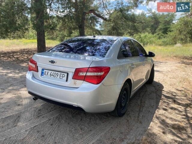 Сірий Шевроле Круз, об'ємом двигуна 1.8 л та пробігом 235 тис. км за 5300 $, фото 1 на Automoto.ua