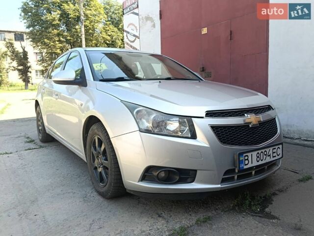Сірий Шевроле Круз, об'ємом двигуна 2 л та пробігом 338 тис. км за 5700 $, фото 1 на Automoto.ua