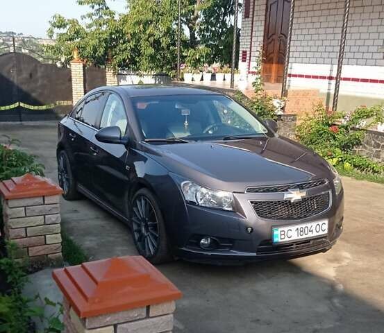 Сірий Шевроле Круз, об'ємом двигуна 2 л та пробігом 241 тис. км за 7000 $, фото 1 на Automoto.ua
