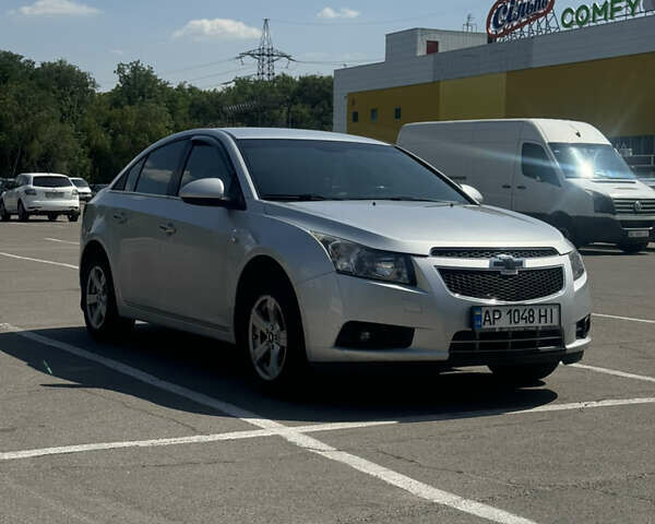 Серый Шевроле Круз, объемом двигателя 1.8 л и пробегом 167 тыс. км за 7699 $, фото 1 на Automoto.ua