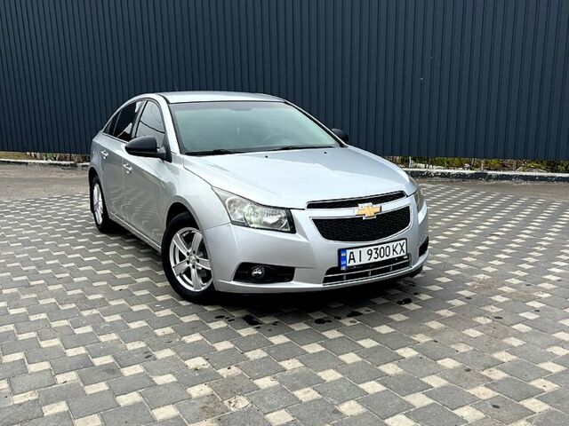 Сірий Шевроле Круз, об'ємом двигуна 1.8 л та пробігом 234 тис. км за 5999 $, фото 1 на Automoto.ua