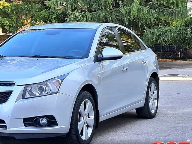 Сірий Шевроле Круз, об'ємом двигуна 1.8 л та пробігом 93 тис. км за 6700 $, фото 1 на Automoto.ua