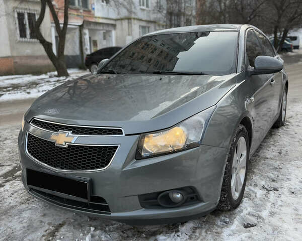 Сірий Шевроле Круз, об'ємом двигуна 1.8 л та пробігом 210 тис. км за 6700 $, фото 1 на Automoto.ua
