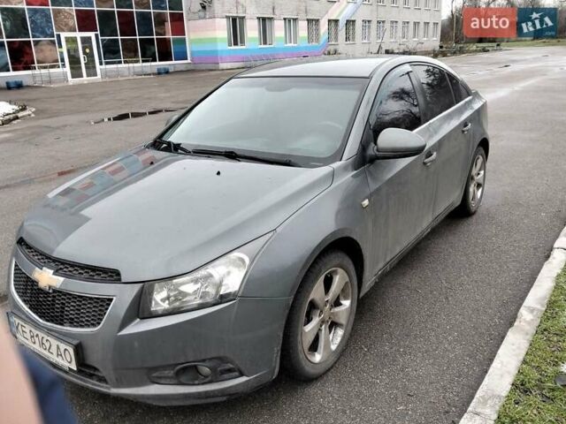 Серый Шевроле Круз, объемом двигателя 1.8 л и пробегом 222 тыс. км за 7000 $, фото 1 на Automoto.ua