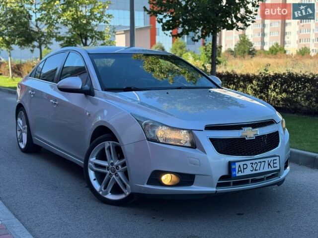 Серый Шевроле Круз, объемом двигателя 1.8 л и пробегом 238 тыс. км за 6900 $, фото 1 на Automoto.ua