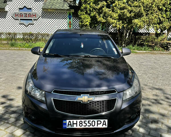 Сірий Шевроле Круз, об'ємом двигуна 2 л та пробігом 252 тис. км за 6200 $, фото 1 на Automoto.ua