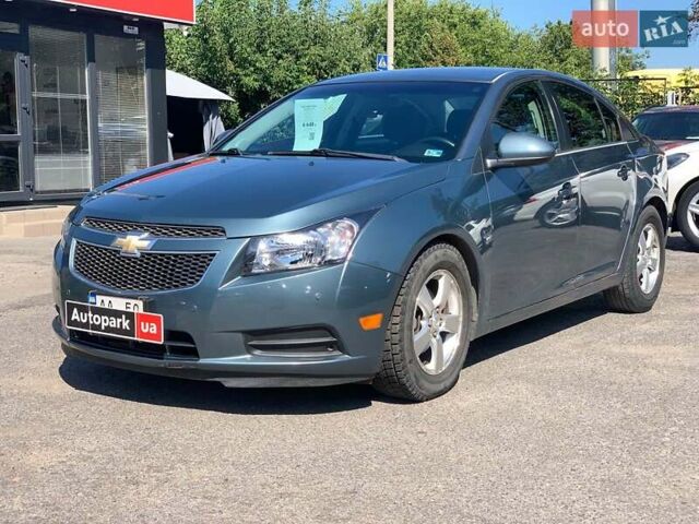 Серый Шевроле Круз, объемом двигателя 1.4 л и пробегом 205 тыс. км за 6640 $, фото 1 на Automoto.ua