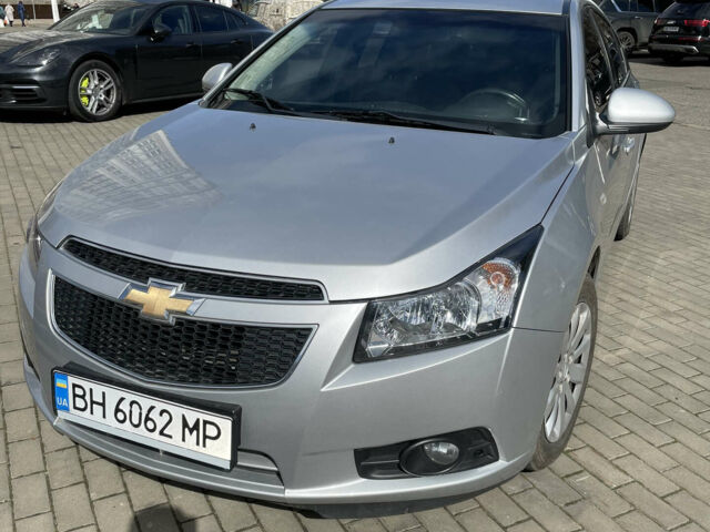 Серый Шевроле Круз, объемом двигателя 1.8 л и пробегом 180 тыс. км за 6900 $, фото 1 на Automoto.ua