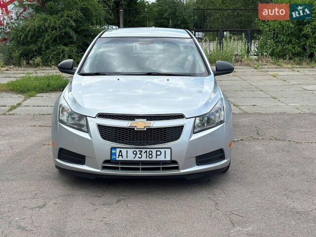 Сірий Шевроле Круз, об'ємом двигуна 1.8 л та пробігом 194 тис. км за 5999 $, фото 1 на Automoto.ua