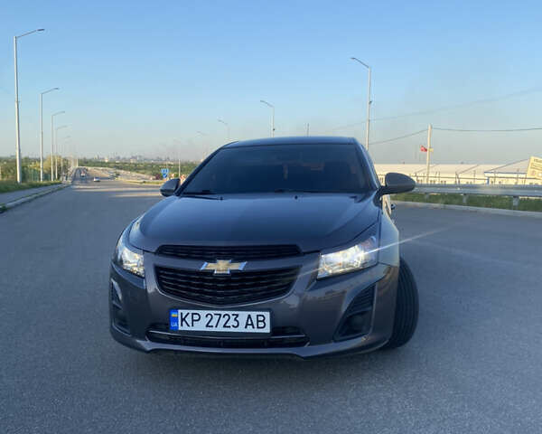 Серый Шевроле Круз, объемом двигателя 1.8 л и пробегом 194 тыс. км за 7300 $, фото 1 на Automoto.ua