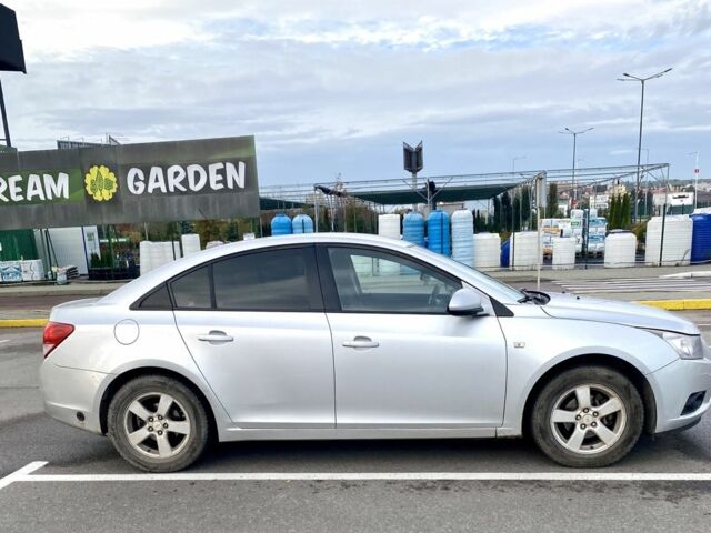 Серый Шевроле Круз, объемом двигателя 1.8 л и пробегом 193 тыс. км за 6200 $, фото 1 на Automoto.ua