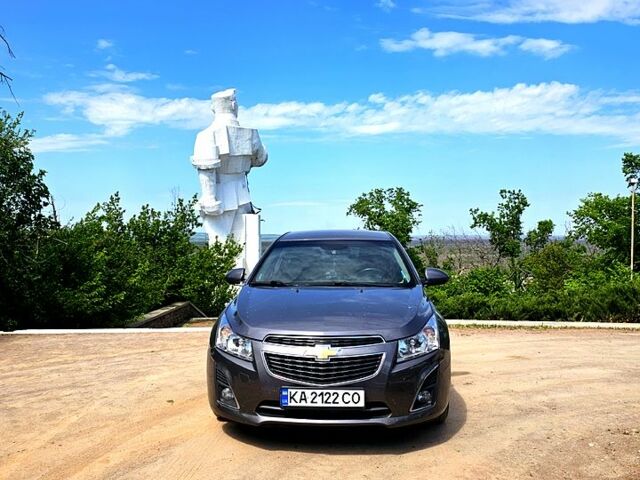 Сірий Шевроле Круз, об'ємом двигуна 2 л та пробігом 190 тис. км за 7800 $, фото 1 на Automoto.ua