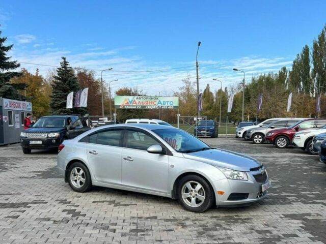 Серый Шевроле Круз, объемом двигателя 1.4 л и пробегом 280 тыс. км за 6400 $, фото 1 на Automoto.ua