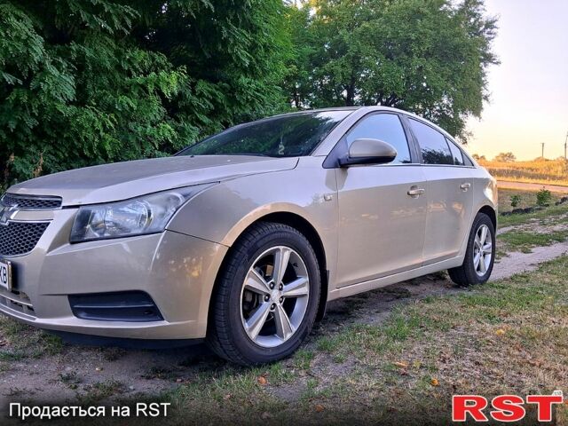 Сірий Шевроле Круз, об'ємом двигуна 1.4 л та пробігом 226 тис. км за 5700 $, фото 1 на Automoto.ua