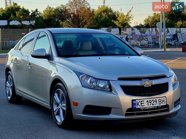 Серый Шевроле Круз, объемом двигателя 1.36 л и пробегом 268 тыс. км за 7400 $, фото 1 на Automoto.ua