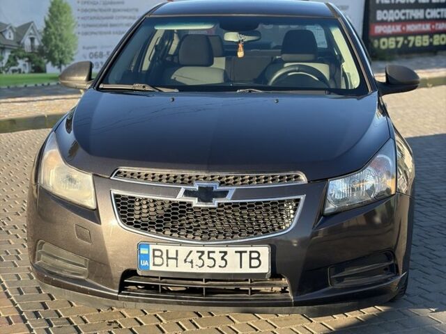Серый Шевроле Круз, объемом двигателя 1.8 л и пробегом 215 тыс. км за 6194 $, фото 1 на Automoto.ua