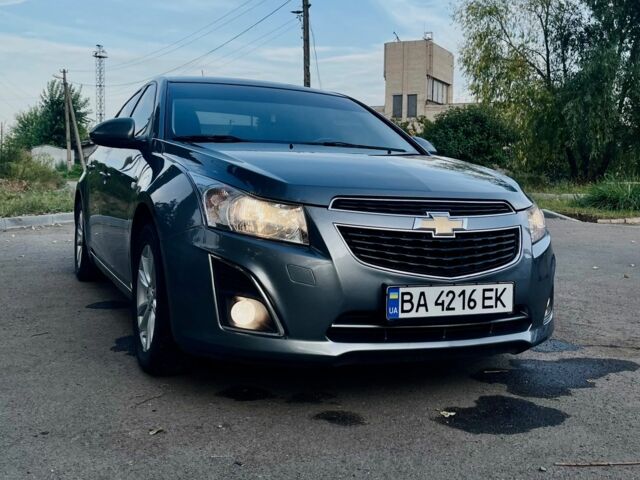 Серый Шевроле Круз, объемом двигателя 1.8 л и пробегом 132 тыс. км за 7995 $, фото 1 на Automoto.ua