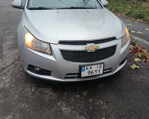 Сірий Шевроле Круз, об'ємом двигуна 1.4 л та пробігом 238 тис. км за 6700 $, фото 1 на Automoto.ua