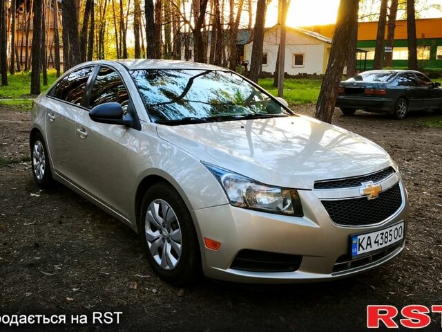 Сірий Шевроле Круз, об'ємом двигуна 1.8 л та пробігом 221 тис. км за 6500 $, фото 1 на Automoto.ua