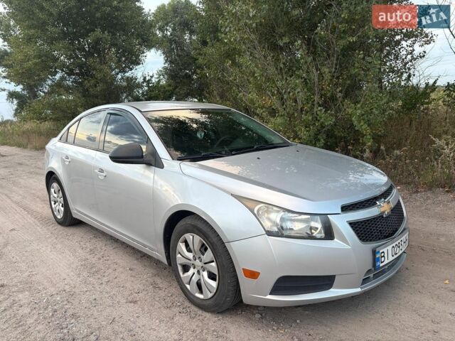 Серый Шевроле Круз, объемом двигателя 1.8 л и пробегом 122 тыс. км за 8000 $, фото 1 на Automoto.ua