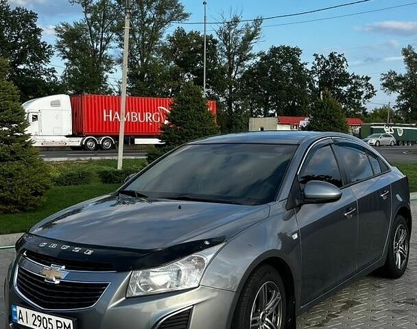 Сірий Шевроле Круз, об'ємом двигуна 2 л та пробігом 221 тис. км за 7700 $, фото 1 на Automoto.ua