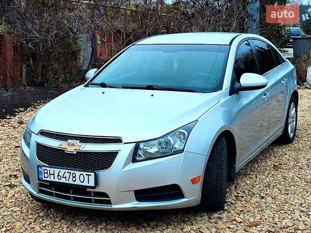 Сірий Шевроле Круз, об'ємом двигуна 2 л та пробігом 186 тис. км за 6500 $, фото 1 на Automoto.ua