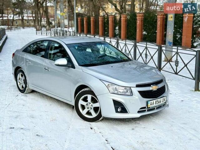 Серый Шевроле Круз, объемом двигателя 1.8 л и пробегом 145 тыс. км за 8700 $, фото 1 на Automoto.ua