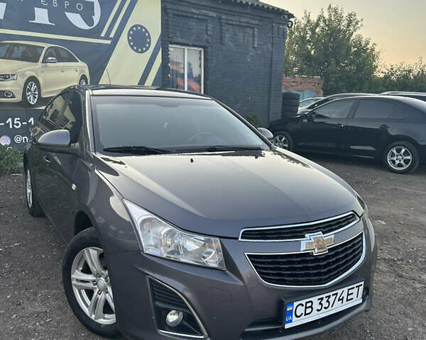 Серый Шевроле Круз, объемом двигателя 1.8 л и пробегом 273 тыс. км за 7999 $, фото 1 на Automoto.ua