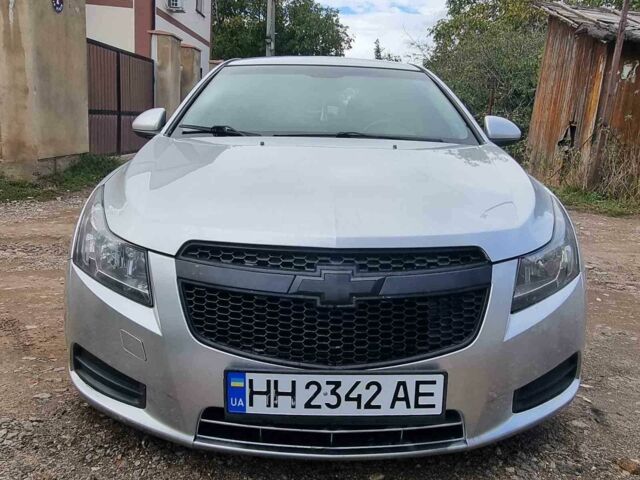 Шевроле Круз 2014 в Одессе на Automoto.ua Серый Шевроле Круз, объемом двигателя 1.4 л и пробегом 222 тыс. км за 6399 $, фото 1 на Automoto.ua