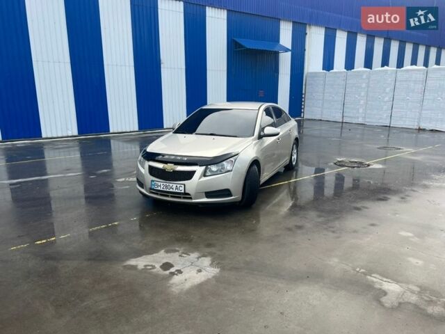 Серый Шевроле Круз, объемом двигателя 1.4 л и пробегом 159 тыс. км за 5499 $, фото 1 на Automoto.ua
