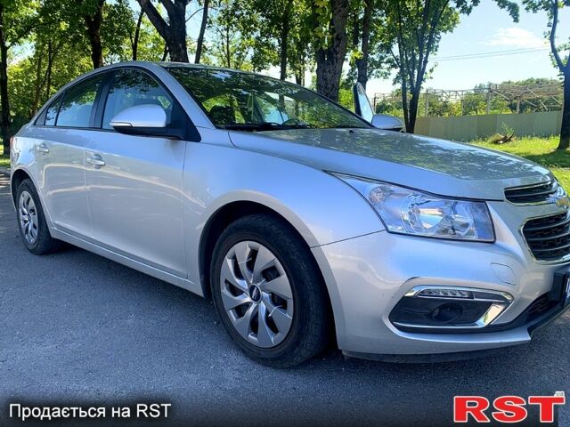 Серый Шевроле Круз, объемом двигателя 1.4 л и пробегом 137 тыс. км за 8700 $, фото 1 на Automoto.ua