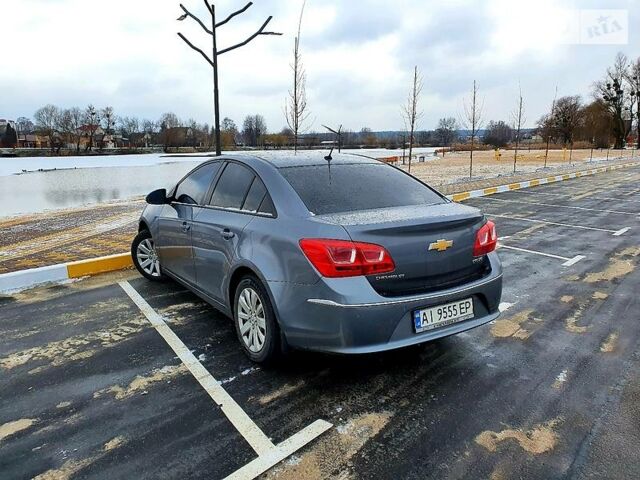 Серый Шевроле Круз, объемом двигателя 1.4 л и пробегом 77 тыс. км за 9500 $, фото 1 на Automoto.ua