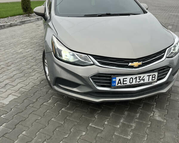 Серый Шевроле Круз, объемом двигателя 1.4 л и пробегом 106 тыс. км за 9500 $, фото 1 на Automoto.ua