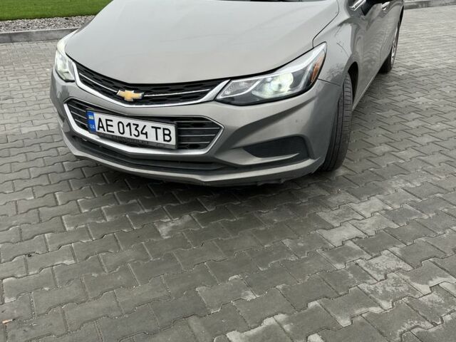 Серый Шевроле Круз, объемом двигателя 1.4 л и пробегом 104 тыс. км за 9800 $, фото 1 на Automoto.ua