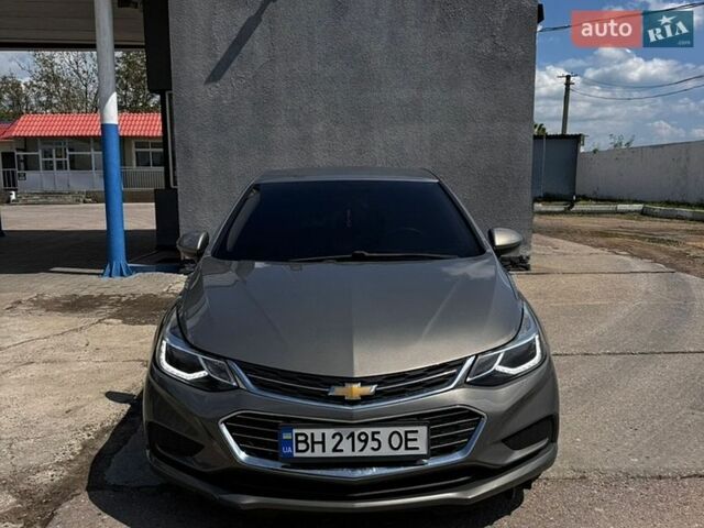 Серый Шевроле Круз, объемом двигателя 1.4 л и пробегом 111 тыс. км за 9800 $, фото 1 на Automoto.ua