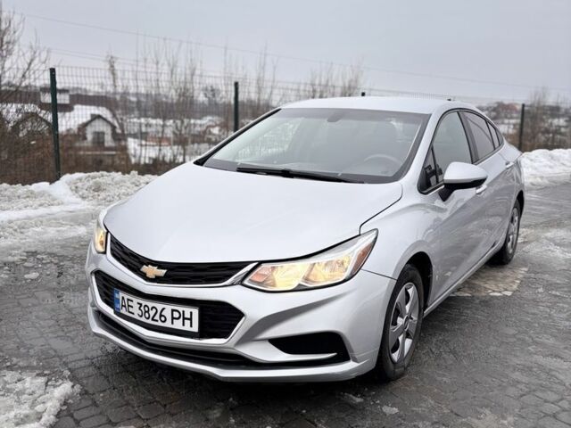 Серый Шевроле Круз, объемом двигателя 1.4 л и пробегом 103 тыс. км за 8000 $, фото 1 на Automoto.ua