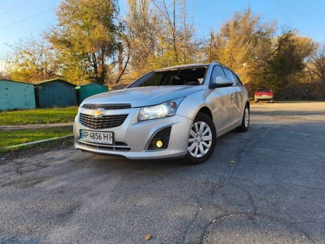 Серый Шевроле Круз, объемом двигателя 1.8 л и пробегом 342 тыс. км за 3500 $, фото 1 на Automoto.ua